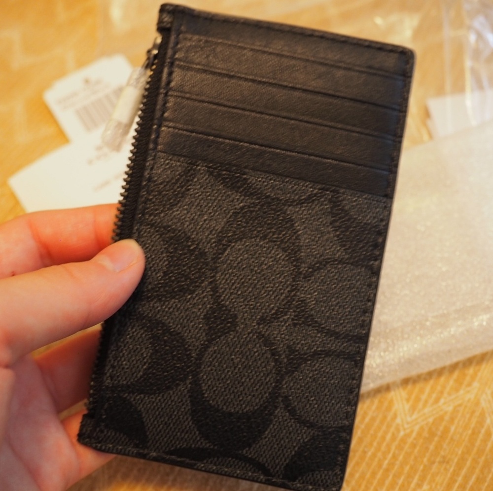 🚫SOLD🚫NWT Coach men's cardholder (black)